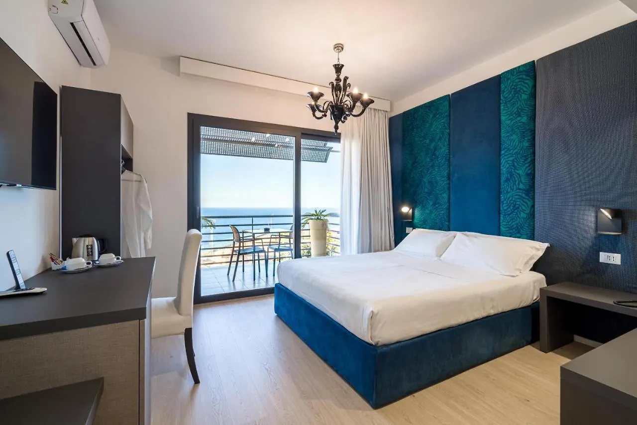 Taormina Palace Hotel 4*,