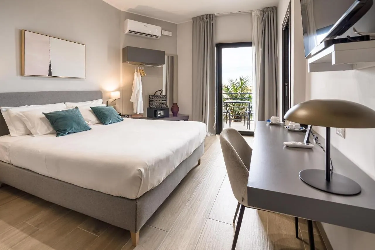 Taormina Palace Hotel Italy